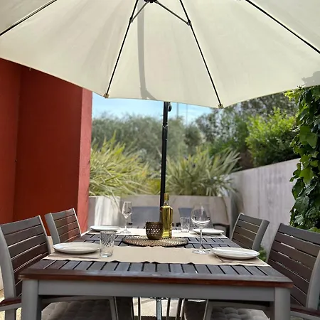 Ivni Apartmani Novigrad Istria Extérieur photo