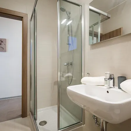 Ivni Apartmani Novigrad Istria Chambre photo