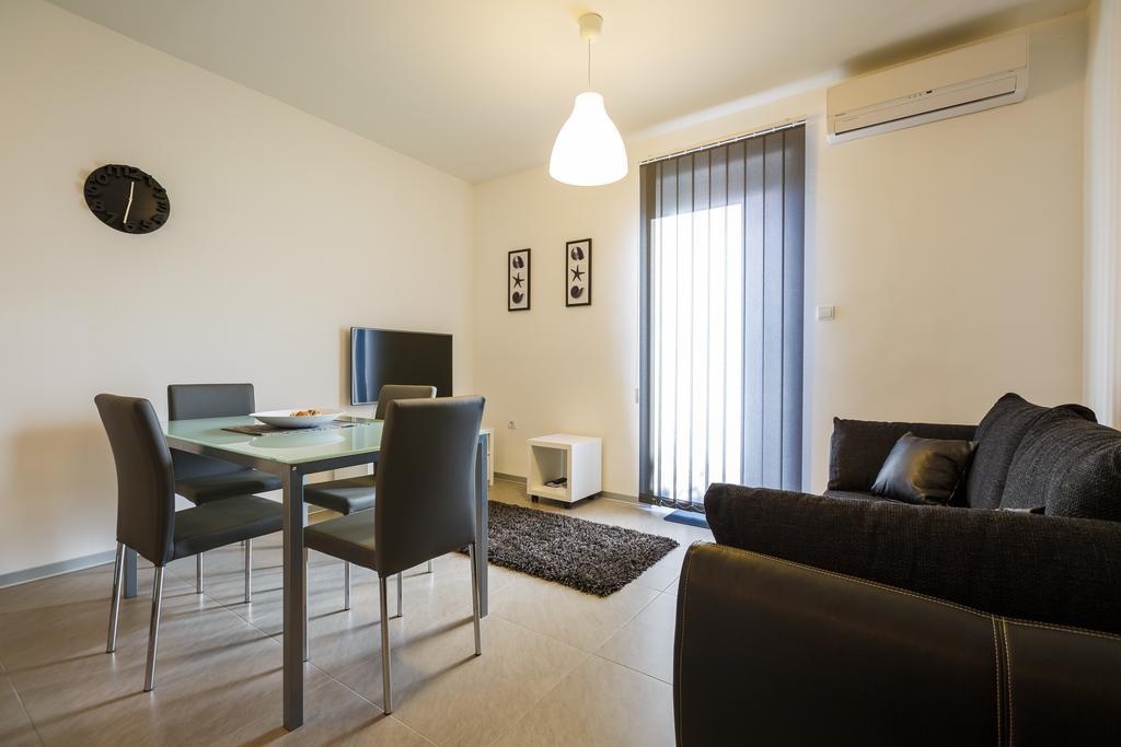 Apartment Ivni *